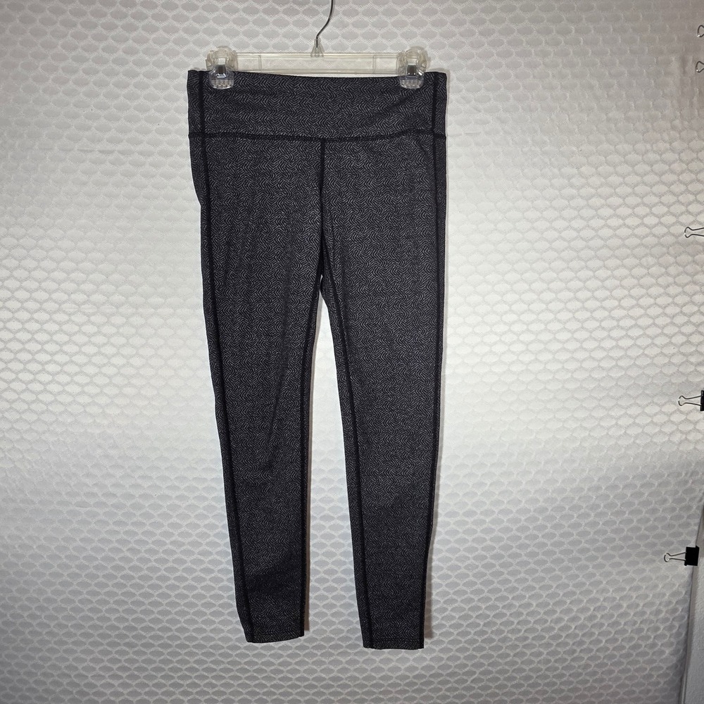 Athleta Gray Black Geometric Chevron Print Leggings Small High Rise Yoga Pants